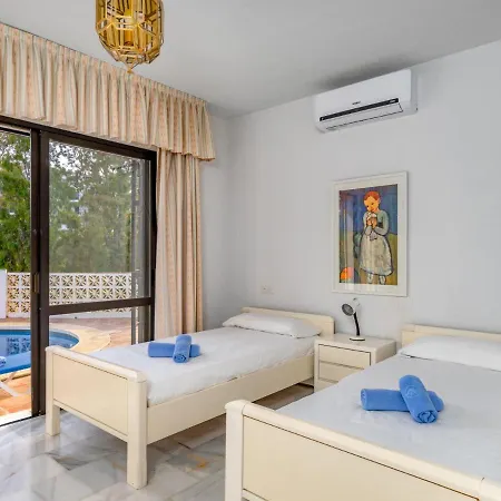 Villa Querida By Interhome